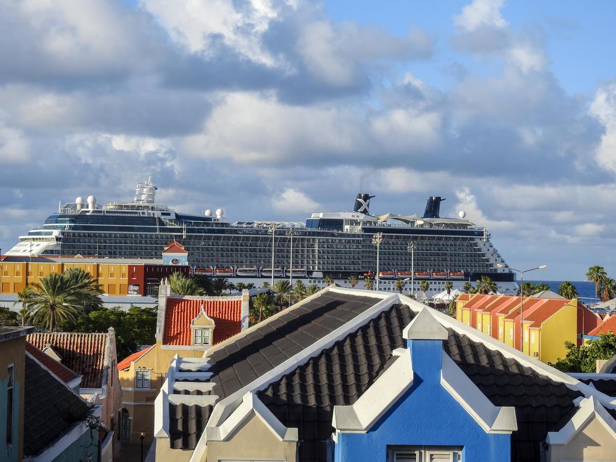 Curacao Suites Hotel Willemstad Extérieur photo