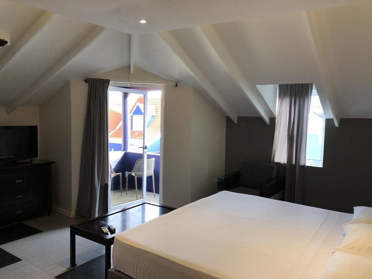Curacao Suites Hotel Willemstad Extérieur photo
