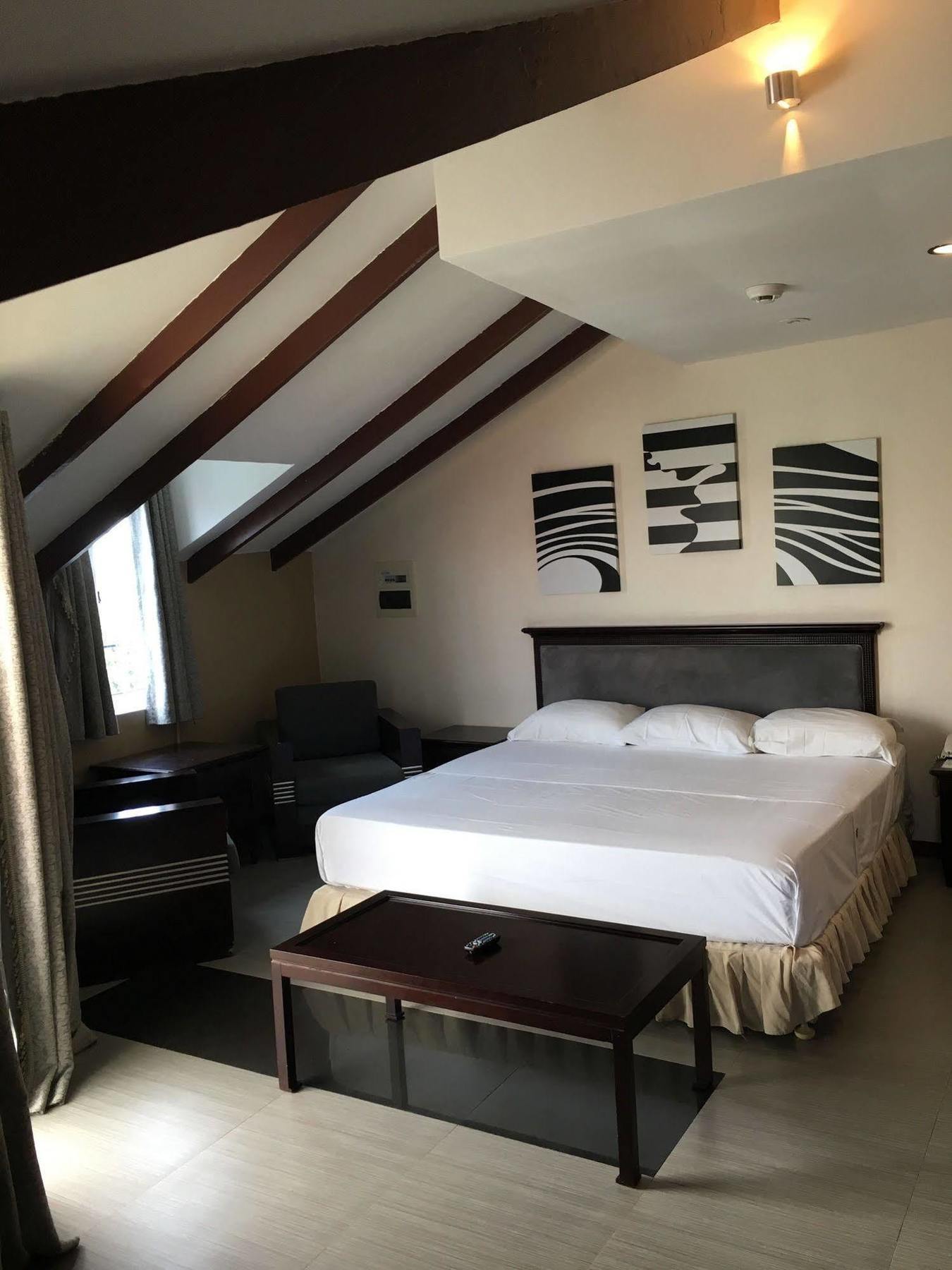 Curacao Suites Hotel Willemstad Extérieur photo