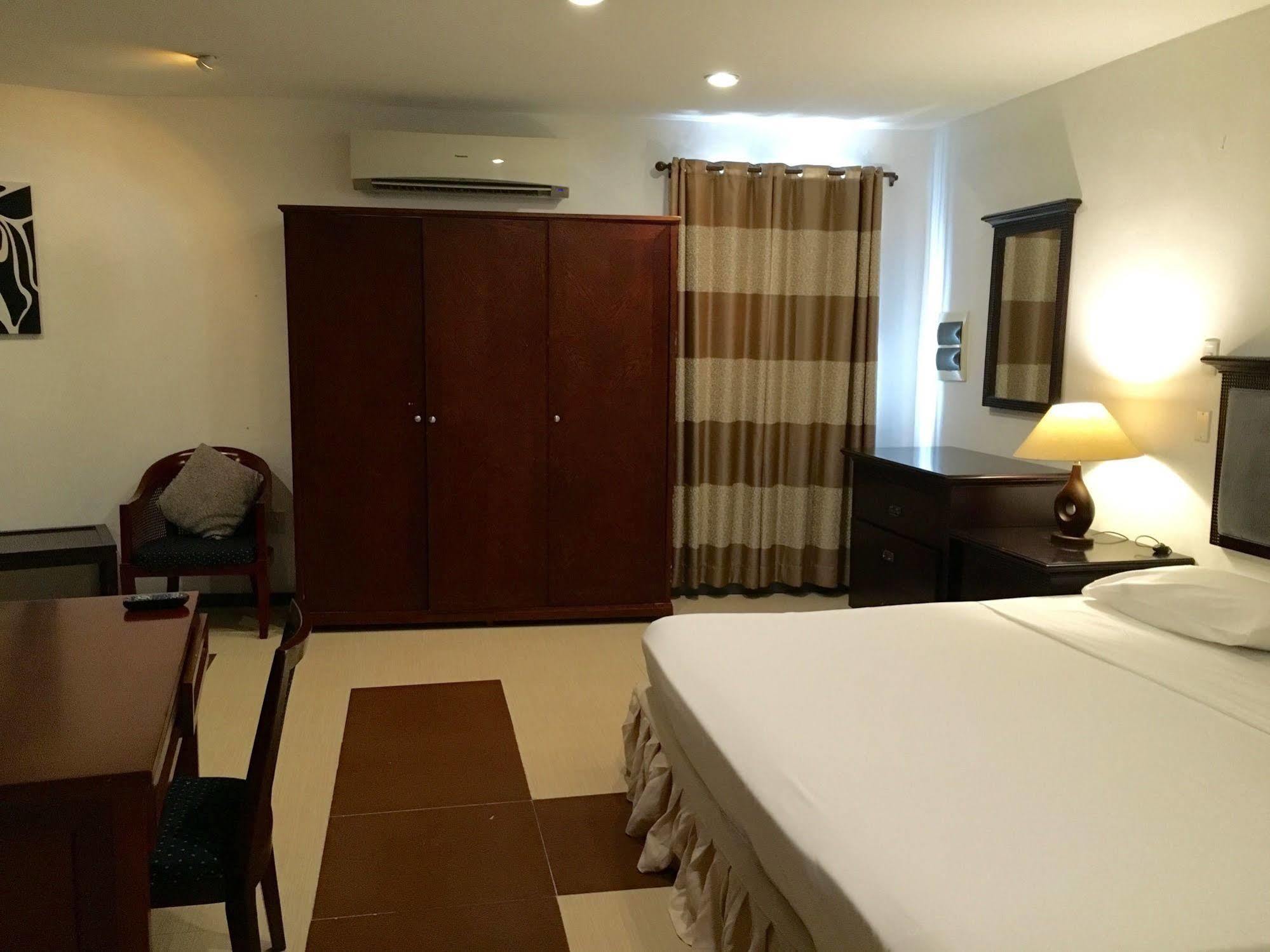 Curacao Suites Hotel Willemstad Extérieur photo