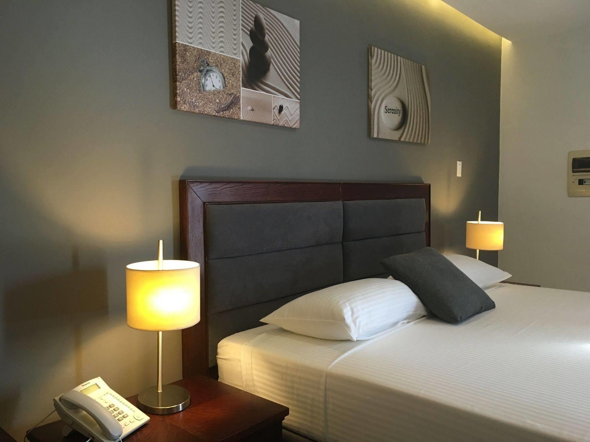 Curacao Suites Hotel Willemstad Extérieur photo